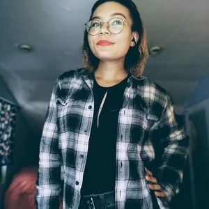 Meet your Posher, Alicia